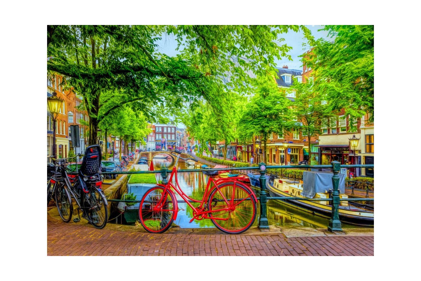 Puzzle Bluebird Puzzle - The Red Bike in Amsterdam, 1000 piese (Bluebird-Puzzle-70211)