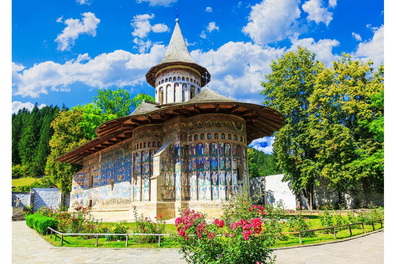 Puzzle 1000 piese Enjoy - Voronet Monastery, Suceava (Enjoy-1062)